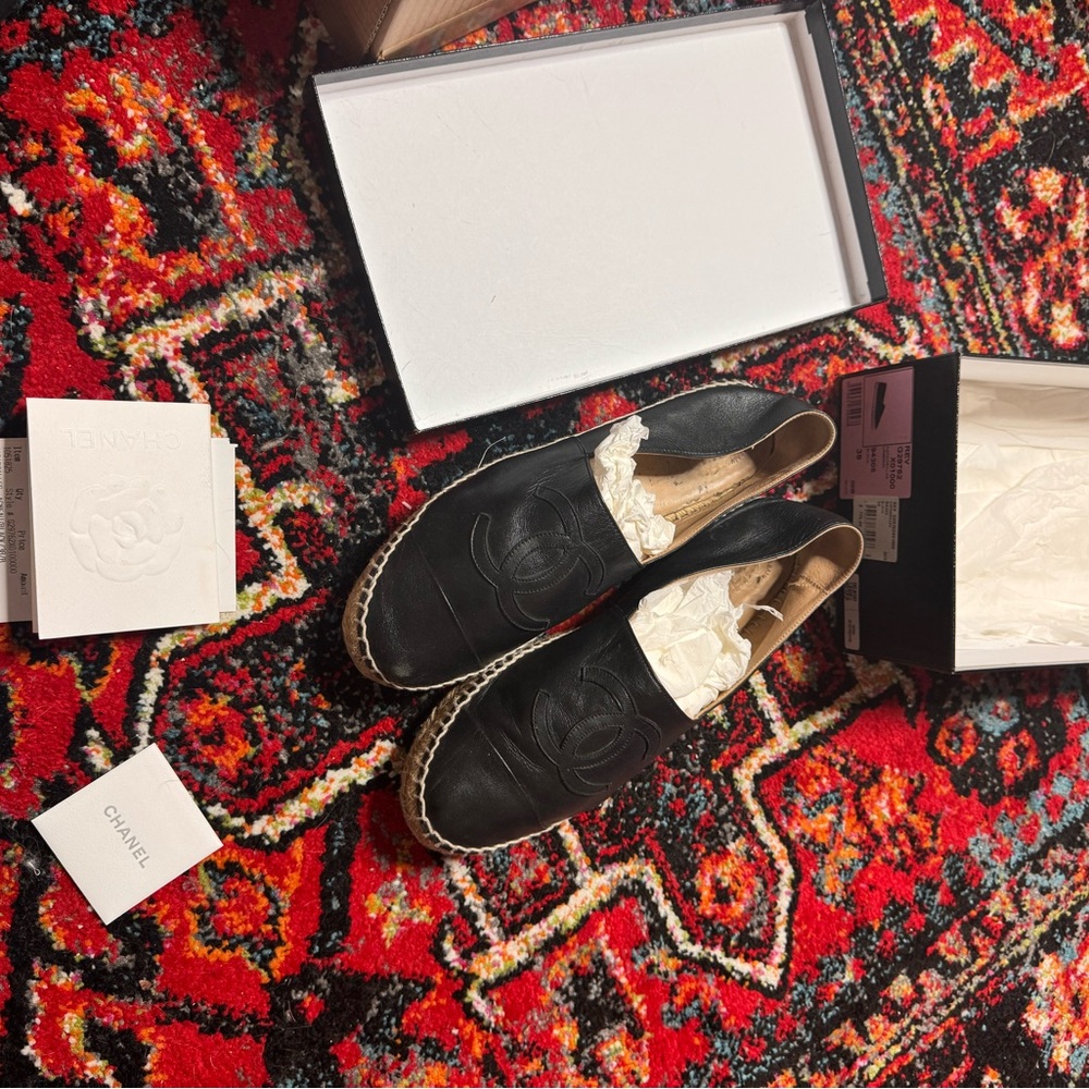 Used black Chanel Espadrilles size 39